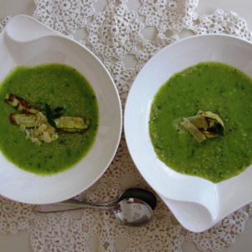 A shy “Hello” to autum: Zucchini and Beans Soup with Quinoa