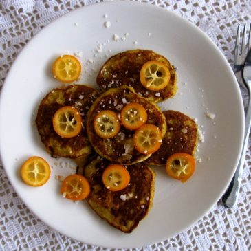 3-minute Mini Banana Pancakes