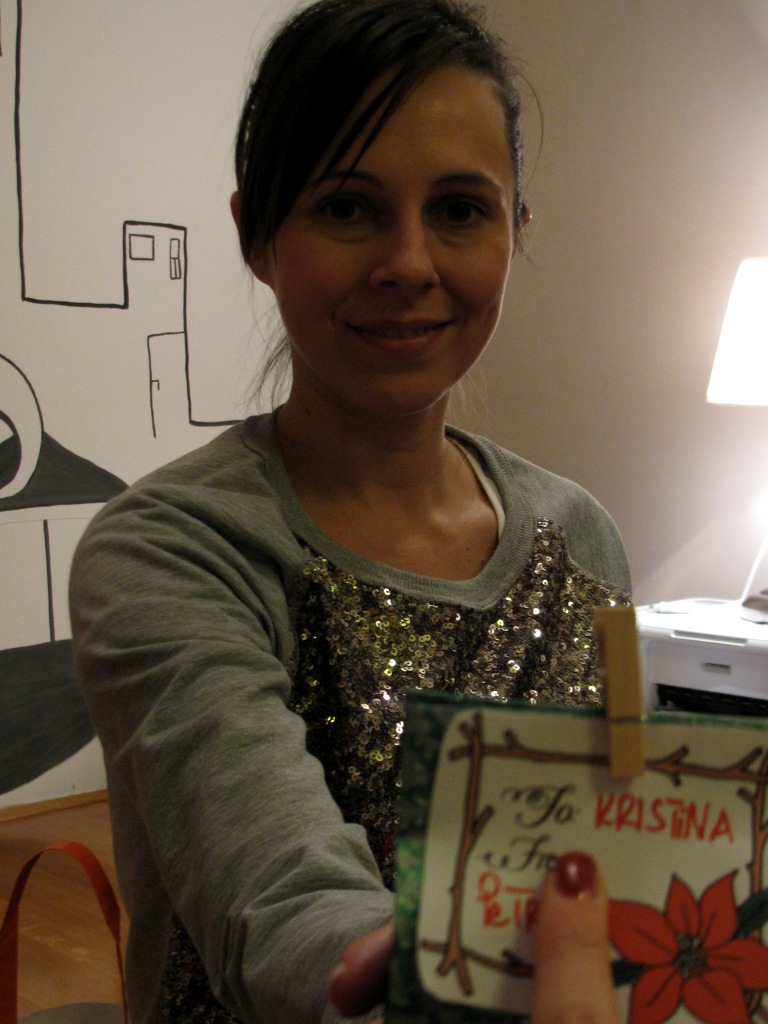 Petra gives away her yummy package – first one is for the host