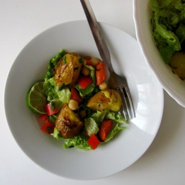 Šarena salata s pečenim povrćem i slanutkom