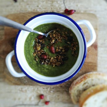 Creamy Leek Soup w/ Spicy Granola {V, GF}