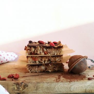 Coconut and Chocolate Quinoa Breakfast Bars {V, GF}