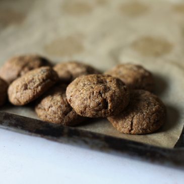 Soft Ginger Molasses Cookies (V)